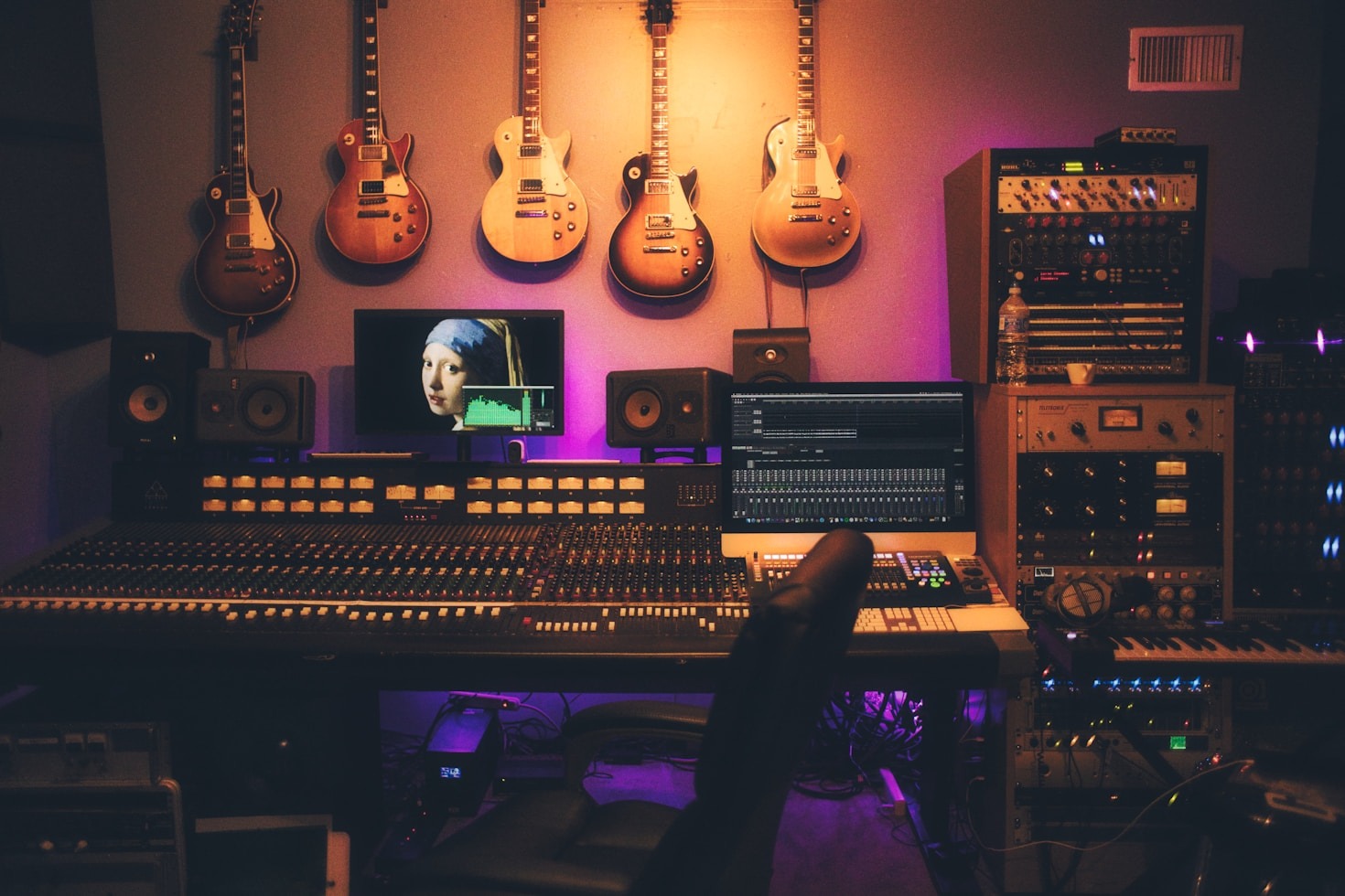 10 Tips to Boost Your Songwriting Process